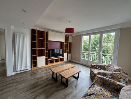 Location Appartement 4 pièces 67m² RENNES 35000 - Photo 3
