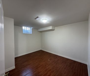 For Lease - 45 Bleasdale (Lower) Avenue, Brampton, Ontario - Photo 3