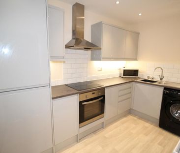 2 bedroom apartment to rent - Photo 3