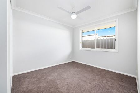 Spacious Family Home with Low-Maintenance Living - Photo 4