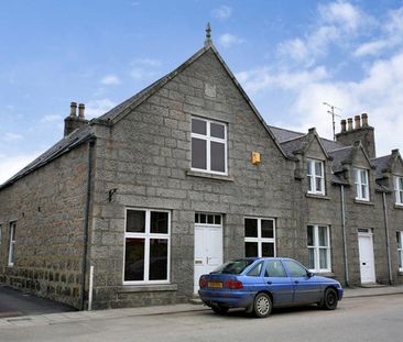 First Floor Flat, 21 The Square, AB34 4TX, Aboyne - Photo 3