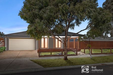 Stunning Family Home in the Heart of Eynesbury - Photo 5