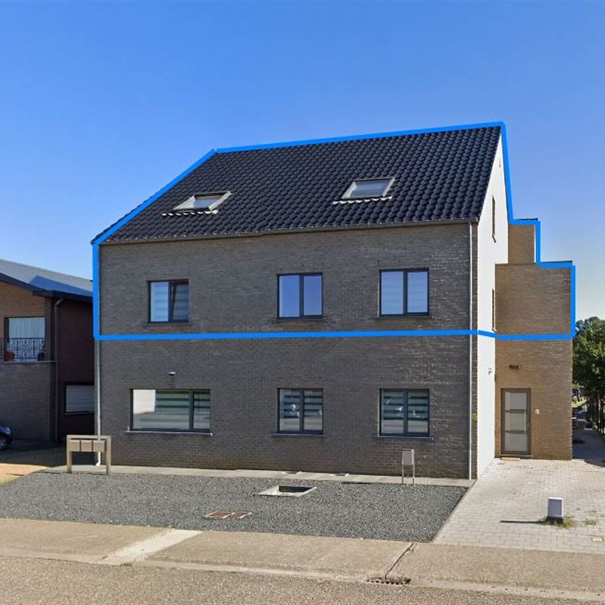 TE HUUR: Zeer ruim duplex appartement met 3 slaapkamers te Zolder! - Photo 1