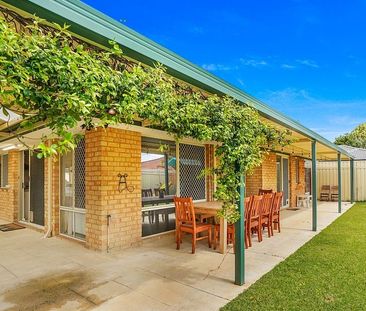 57 Turquoise Loop, Banksia Grove WA 6031 - House For Rent | Domain - Photo 2