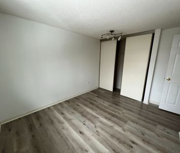 For Lease - 70 Chapman Court Unit# 42, London North, Ontario - Photo 3