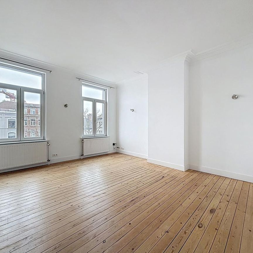 Place du Châtelain: Beautiful 2-bedroom apartment - Foto 1