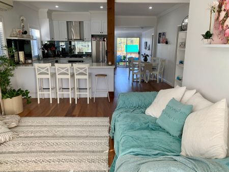 Welcome to 19 Cotterill Avenue Woonona - Photo 2