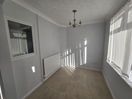Deyes Lane, Liverpool, L31 6DN - Photo 2