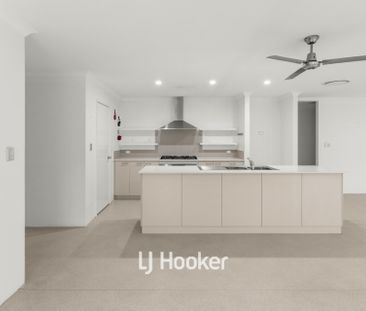 9 Arlewood Drive, Broadwater WA - Photo 4