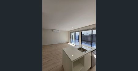 Brand New 4 Bedroom home - Photo 3