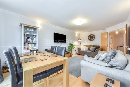 Stretton Mansions, Glaisher Street, SE8 3JR - Photo 2