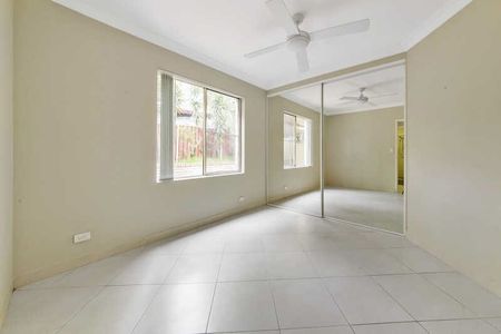TWO BEDROOM VILLA STYLE UNIT WITH HUGE COURTYARD - Photo 2