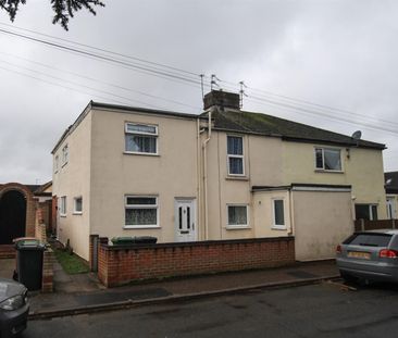 Sun Lane Bradwell, Great Yarmouth - Photo 1