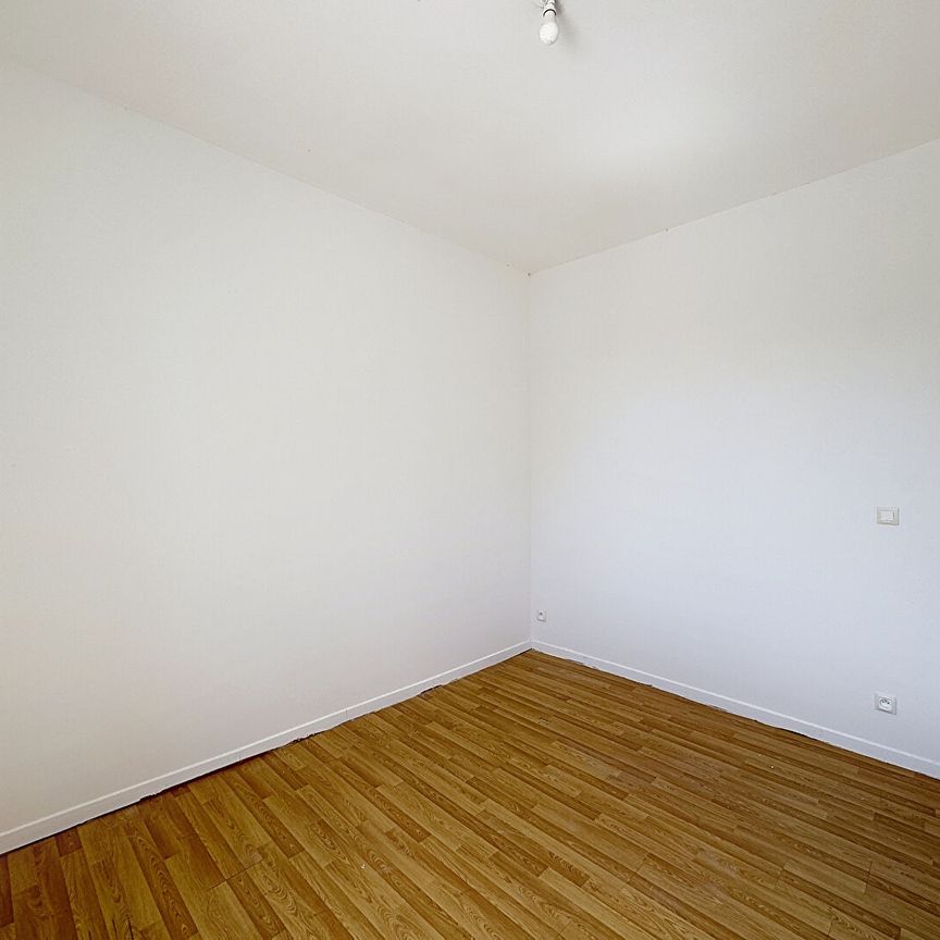 Apartment - Photo 1