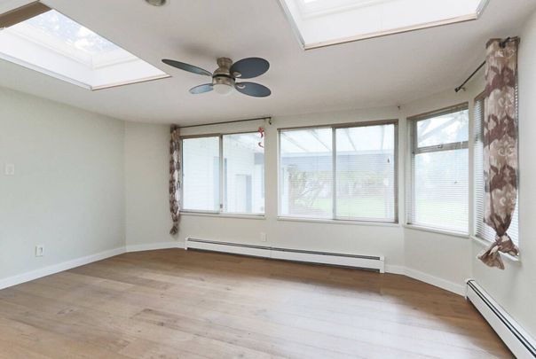 17550 20 Ave, Surrey - Photo 1