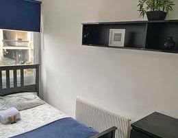 4 Bed Maisonette, Sambrook House, E1 - Photo 1