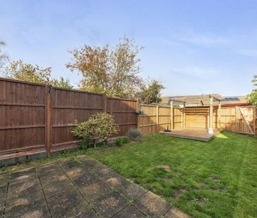 3 bedroom terraced house to rent - Photo 3