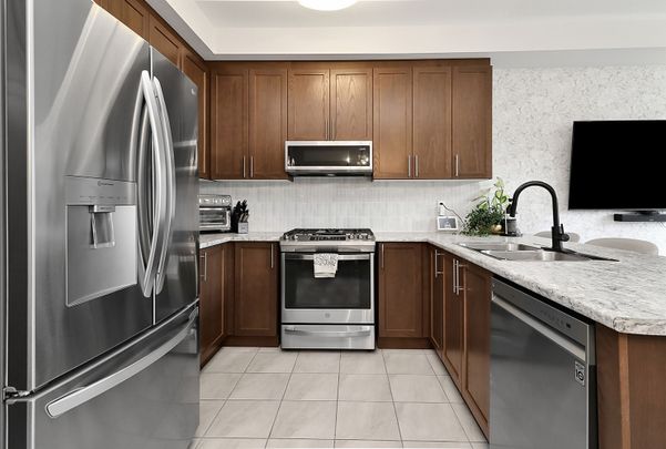 For Lease - 25 Kirby Avenue, Collingwood, Ontario - Photo 1