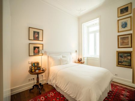 Apartamento T2 de Luxo para arrendamento sem móveis na Av. Duque de Loulé, Lisboa - Photo 3