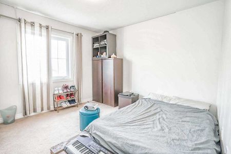 For Lease - 273 Riverlands Avenue, Markham, Ontario - Photo 3