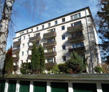 Schöne neu sanierte 3 Zimmer Wohnung im wärmegedämmten Haus in Nord... - Photo 6