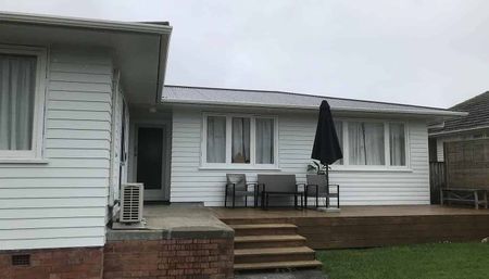Beautiful 3 bedroom home - Photo 3