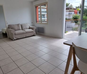 Location Appartement 2 pièces 46m² BAYONNE 64100 - Photo 3