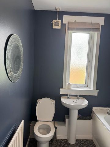 3 Bed Flat, Manor Drive, AB16 - Photo 4