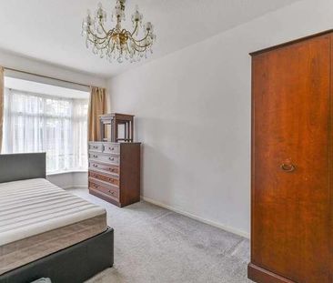 Upper Selsdon Road, Croydon, CR2 - Photo 6