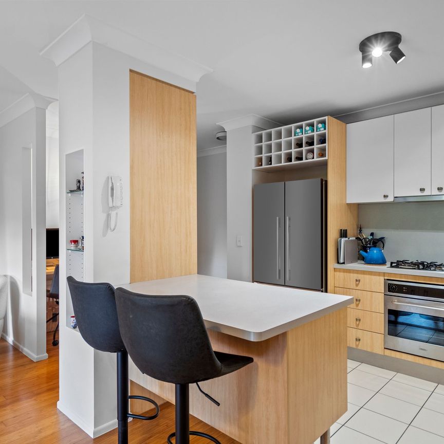 32/11 Kitchener Street, Coorparoo QLD 4151 - Apartment For Rent | Domain - Photo 1