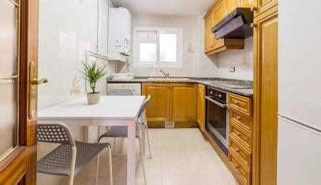 Carrer Ciutat de Mula, Valencia, Valencian Community 46021 - Photo 2