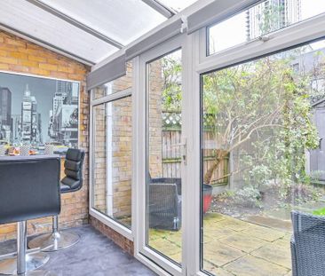 3 bedroom terraced house to rent - Photo 2