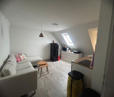 Schöne 2-Zimmer-Dachgeschosswohnung in Welper - Photo 1