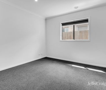 13 Marigold Drive, Fraser Rise VIC 3336 - House For Rent | Domain - Photo 2