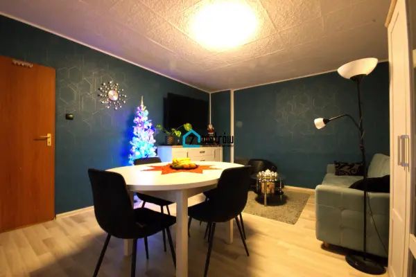 Piękny dom - 5 sypialni - super lokalizacja - Photo 1