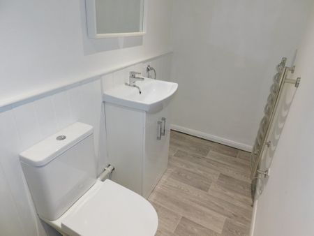 2 bedroom cottage to let - Photo 4