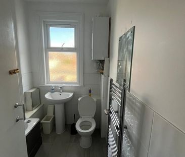 Room in a Shared House, Everton Road, CR0 - Photo 6