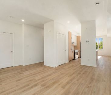 For Lease - 255 Castor Street Unit# 200, Russell, Ontario - Photo 1