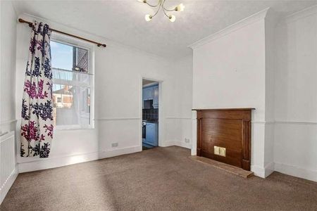 Northfield Street, Worcester, Worcestershire, WR1 - Photo 3