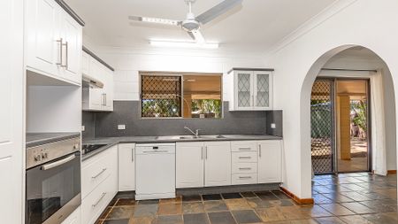 5 River Park Drive, Annandale QLD 4814 - House For Rent | Domain - Photo 3