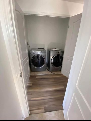 For Lease - 33 Keenlyside Lane, Ajax, Ontario - Photo 3