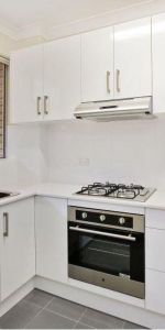 Two Bedroom Apartment in Wollstonecraft - Photo 3