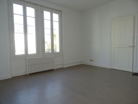 Location Appartement 2 Pièces 47 m² - Photo 3