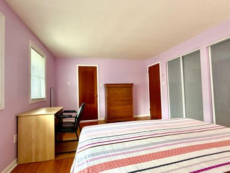 For Lease - 44 castledene Crescent, Toronto, Ontario - Photo 2
