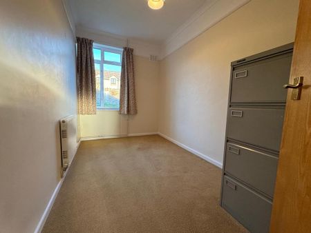 3 bedroom bungalow to rent - Photo 4