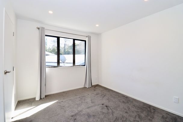 3Bed 2 Bath In Wattle Downs - Photo 1