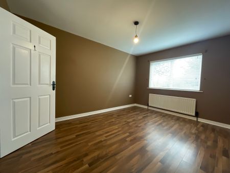 17A Westway Hill, Belfast , BT13 3NZ - Photo 5