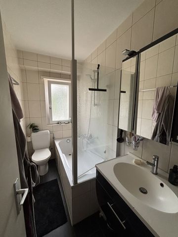 2.5 Zimmer, 60 m², 1. Stock - Foto 4