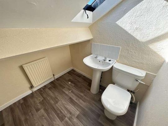 Castle Road, Scarborough, YO11 - Photo 1