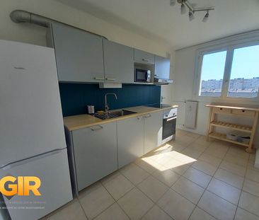 Location Appartement 1 pièce 65m² RENNES 35000 - Photo 4